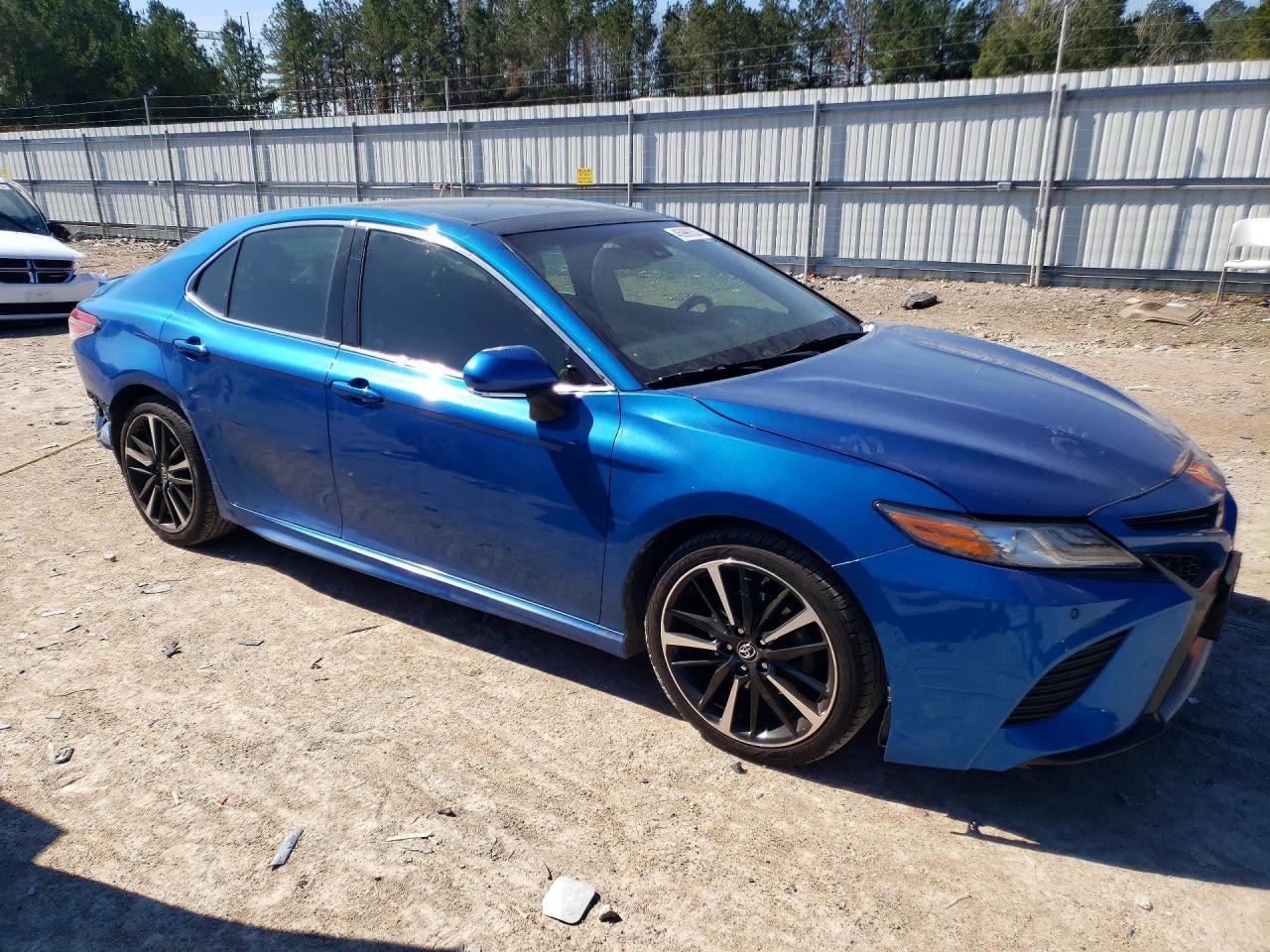 2018 TOYOTA CAMRY
