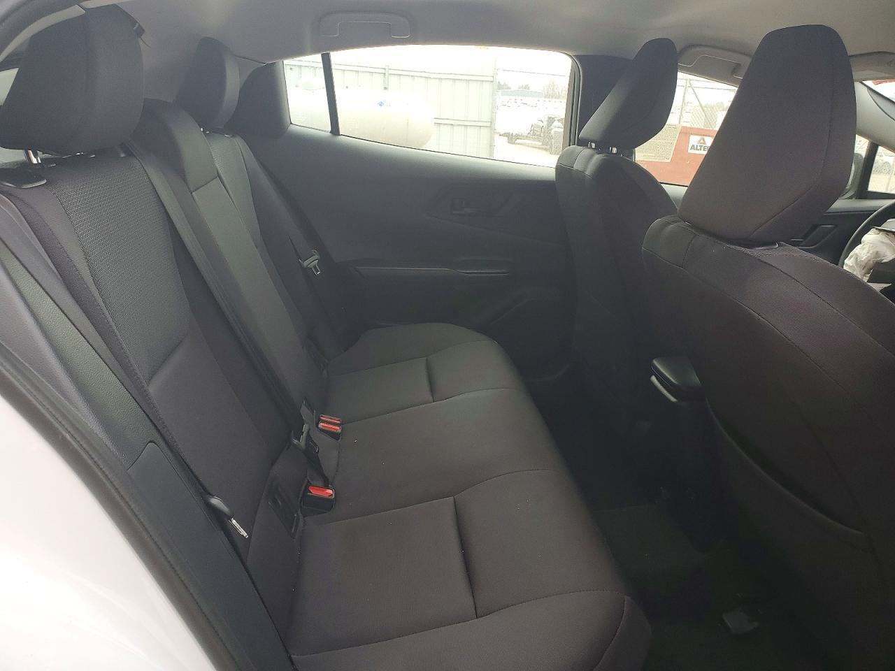 2024 TOYOTA PRIUS