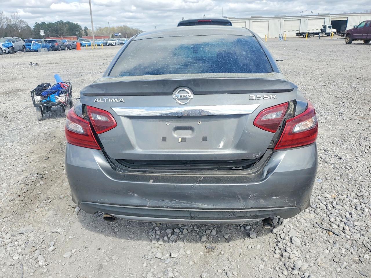 2017 NISSAN ALTIMA