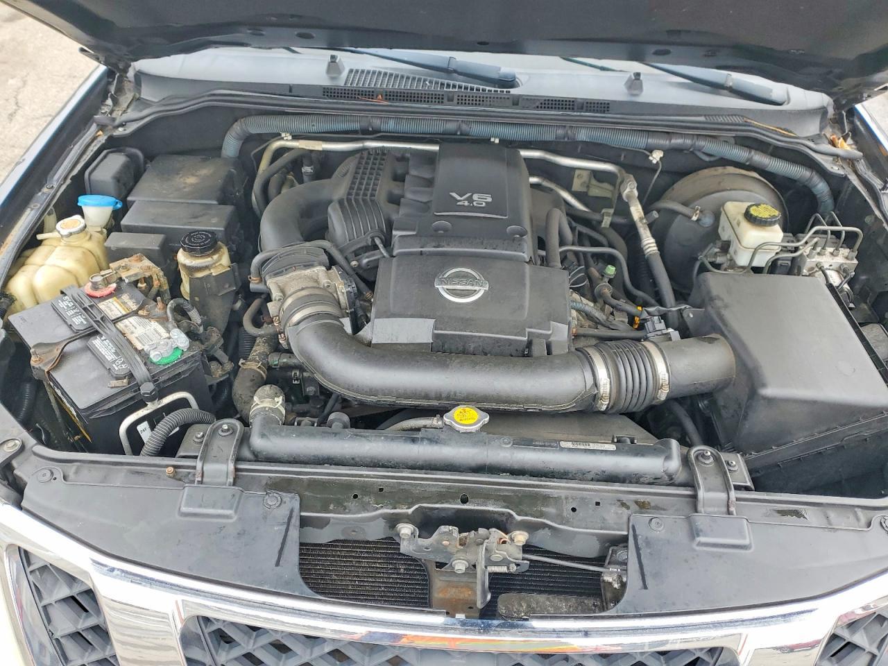 2010 NISSAN PATHFINDER