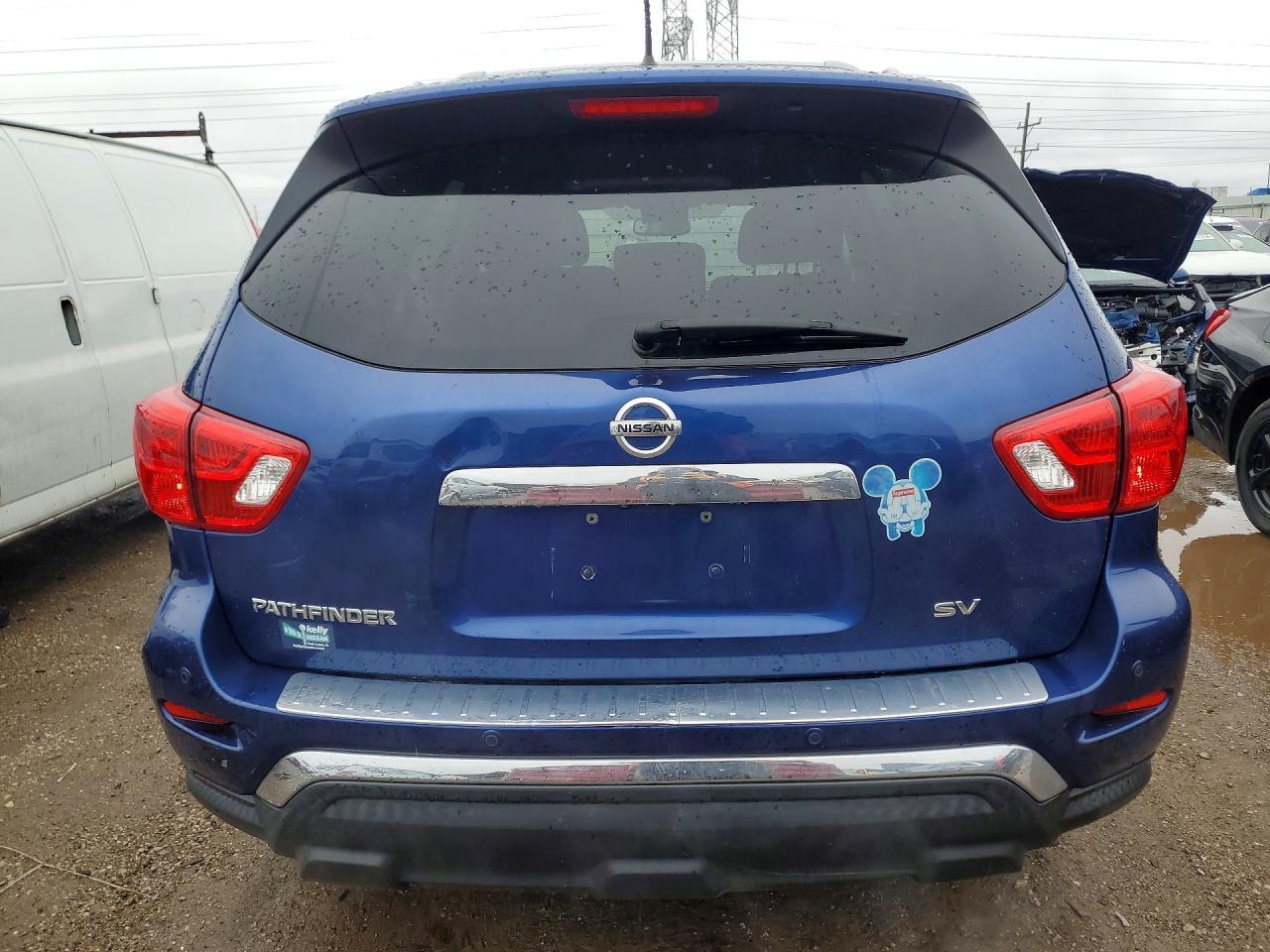 2017 NISSAN PATHFINDER