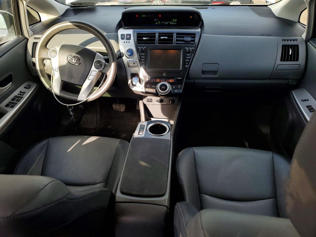 2012 TOYOTA PRIUS V