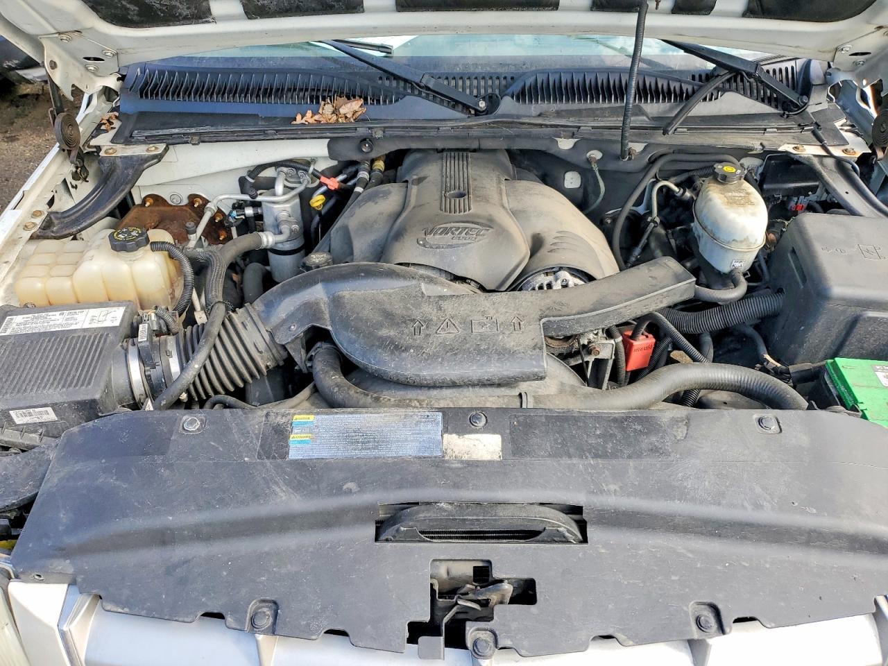 2004 CADILLAC Escalade ESV