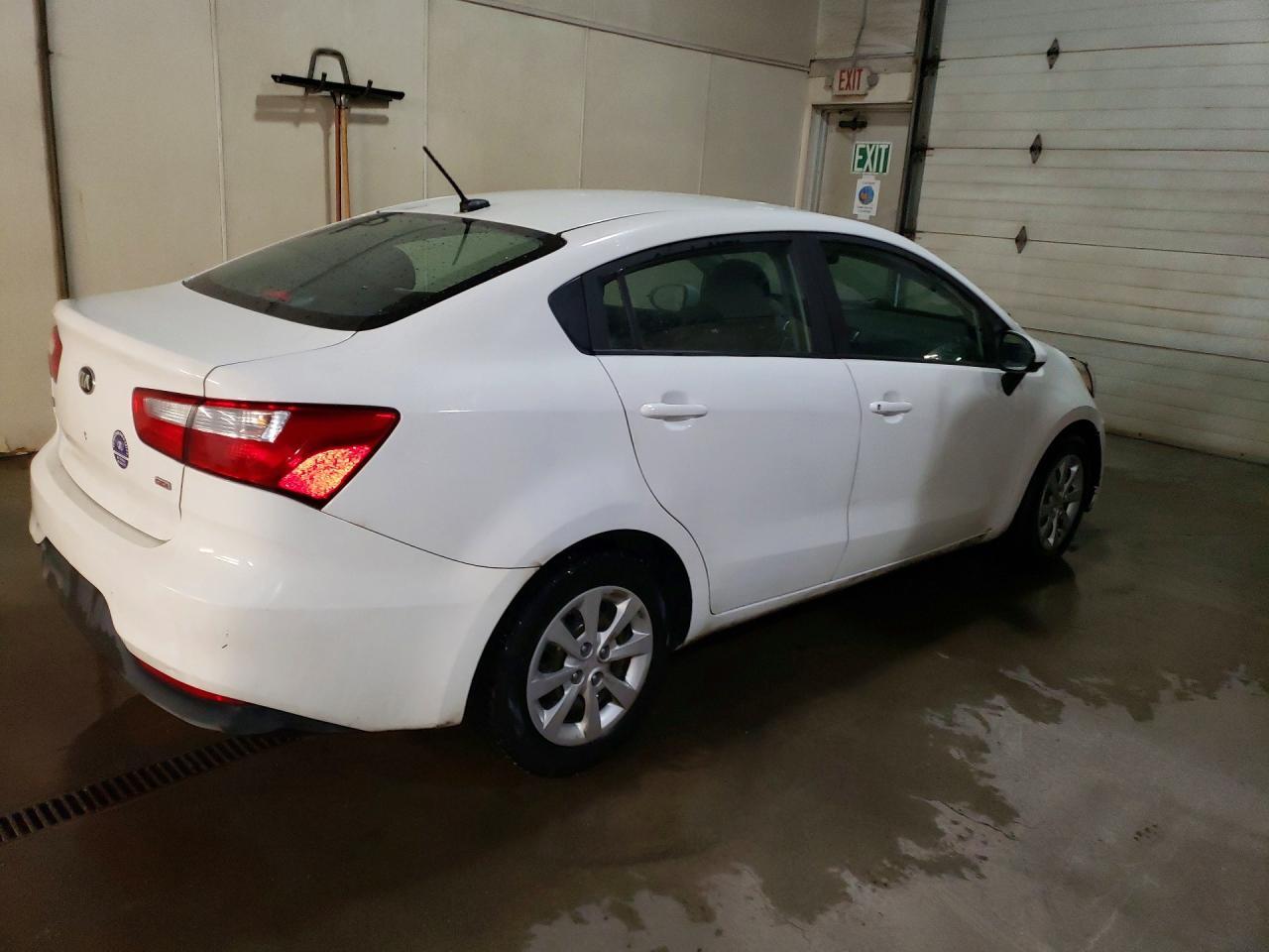 2016 KIA RIO