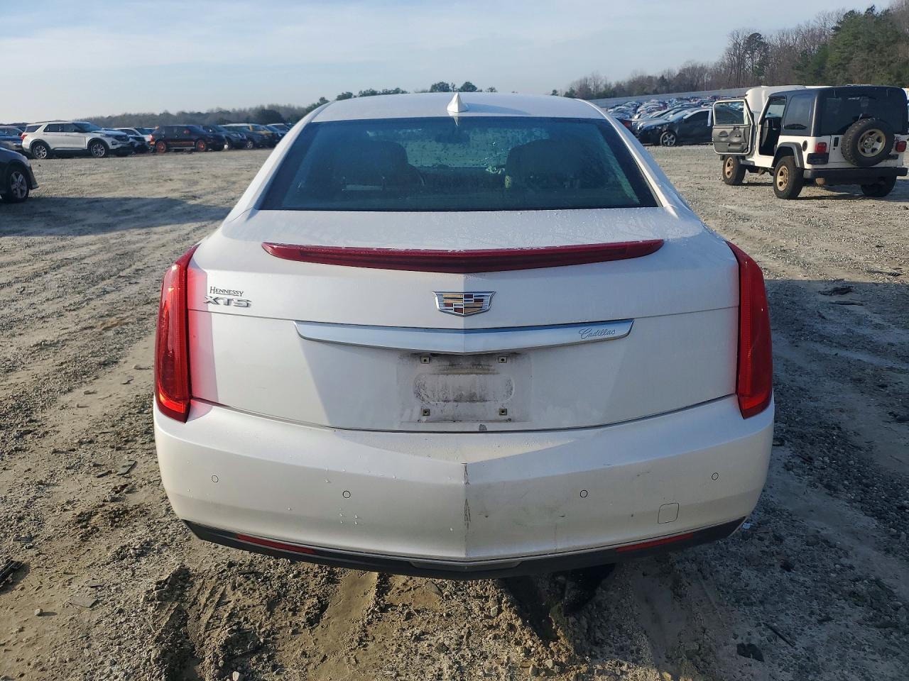 2016 CADILLAC XTS