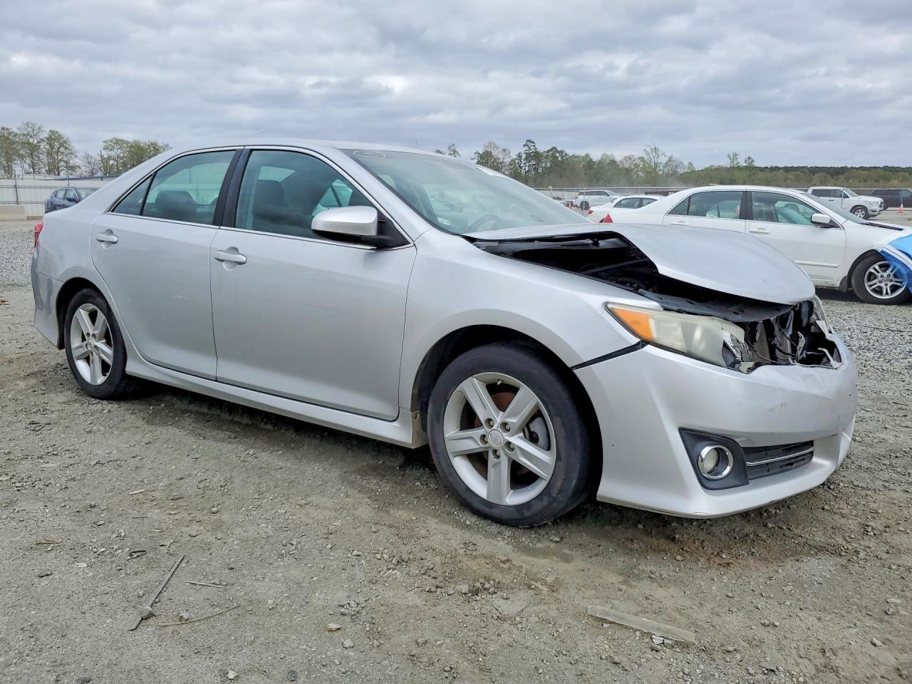 2012 TOYOTA CAMRY