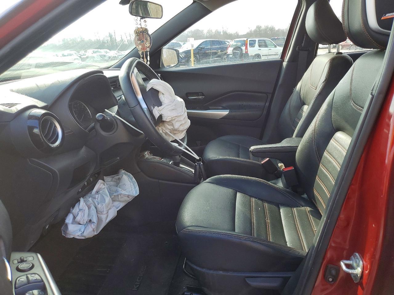 2020 NISSAN KICKS