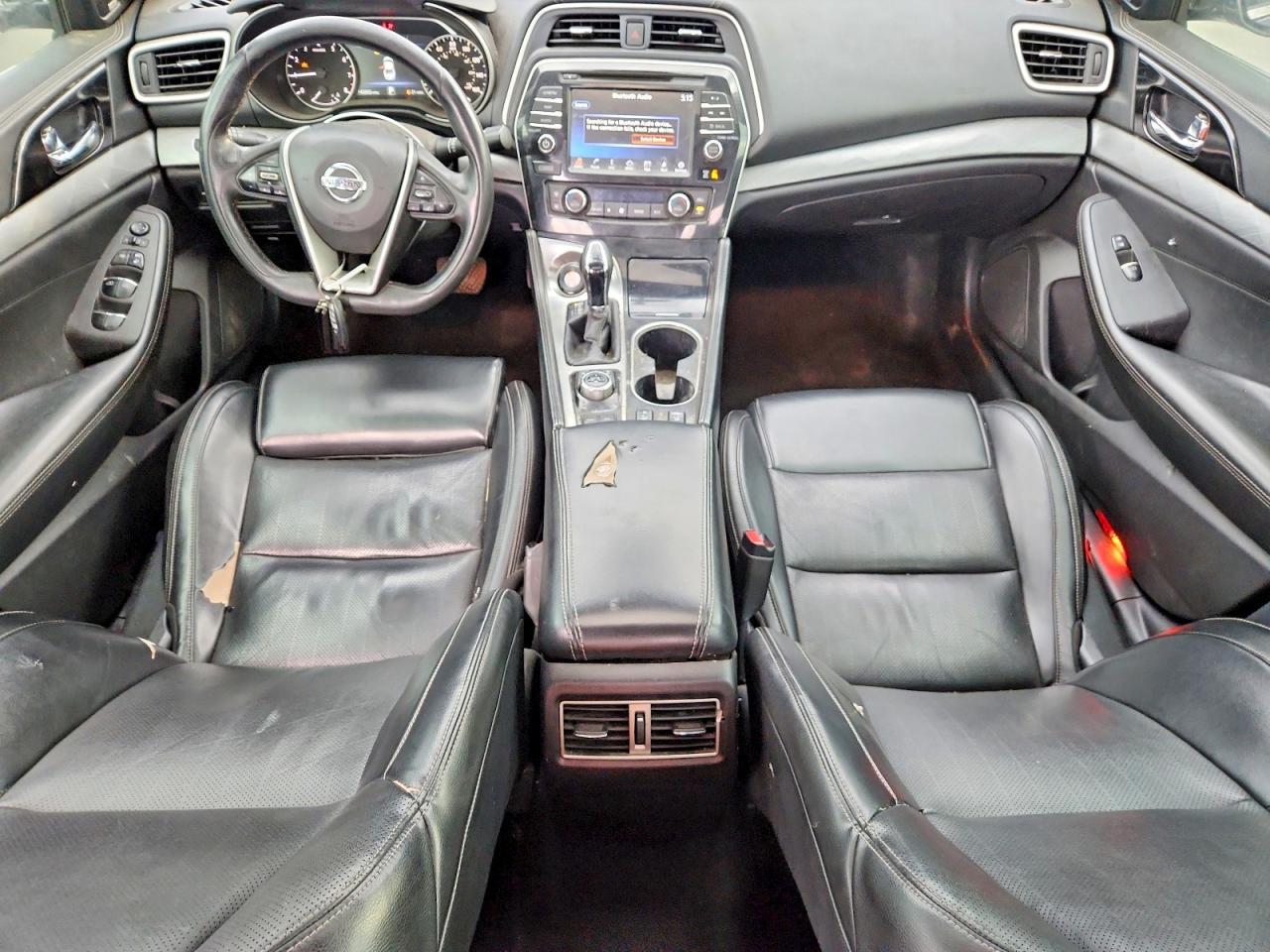2017 NISSAN Maxima