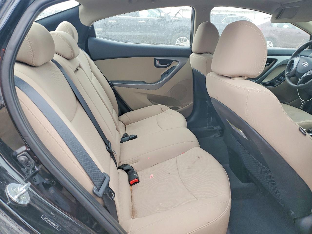 2016 HYUNDAI ELANTRA