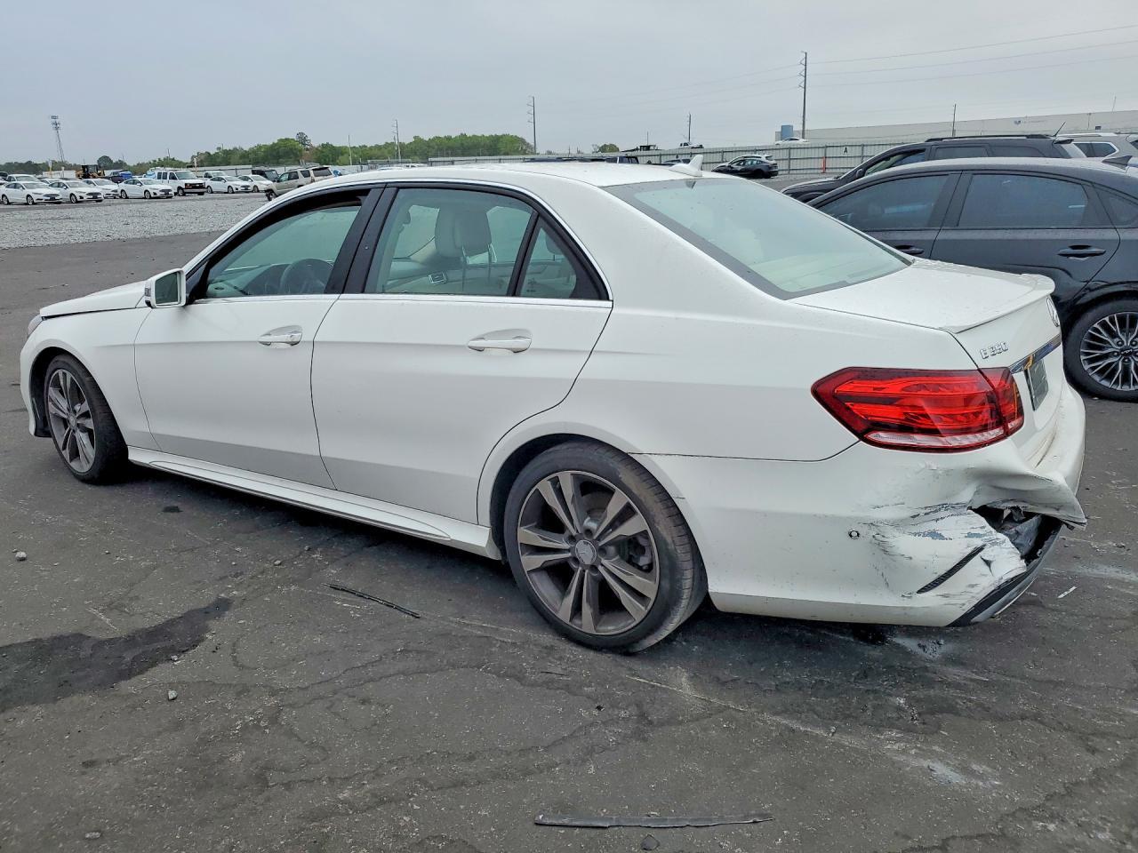 2015 MERCEDES-BENZ E-Class
