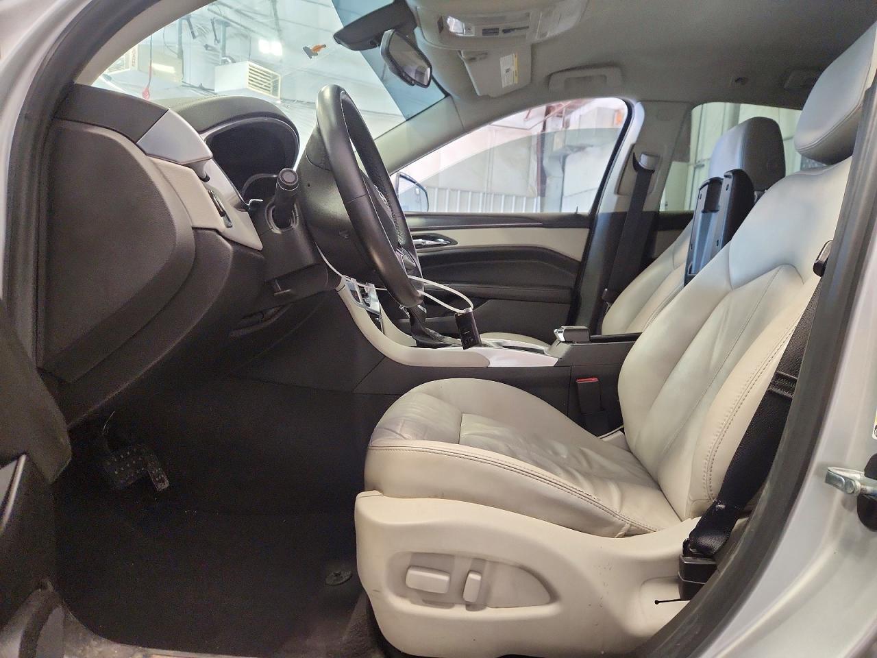 2013 CADILLAC SRX