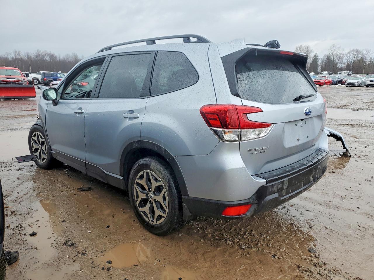 2023 SUBARU FORESTER
