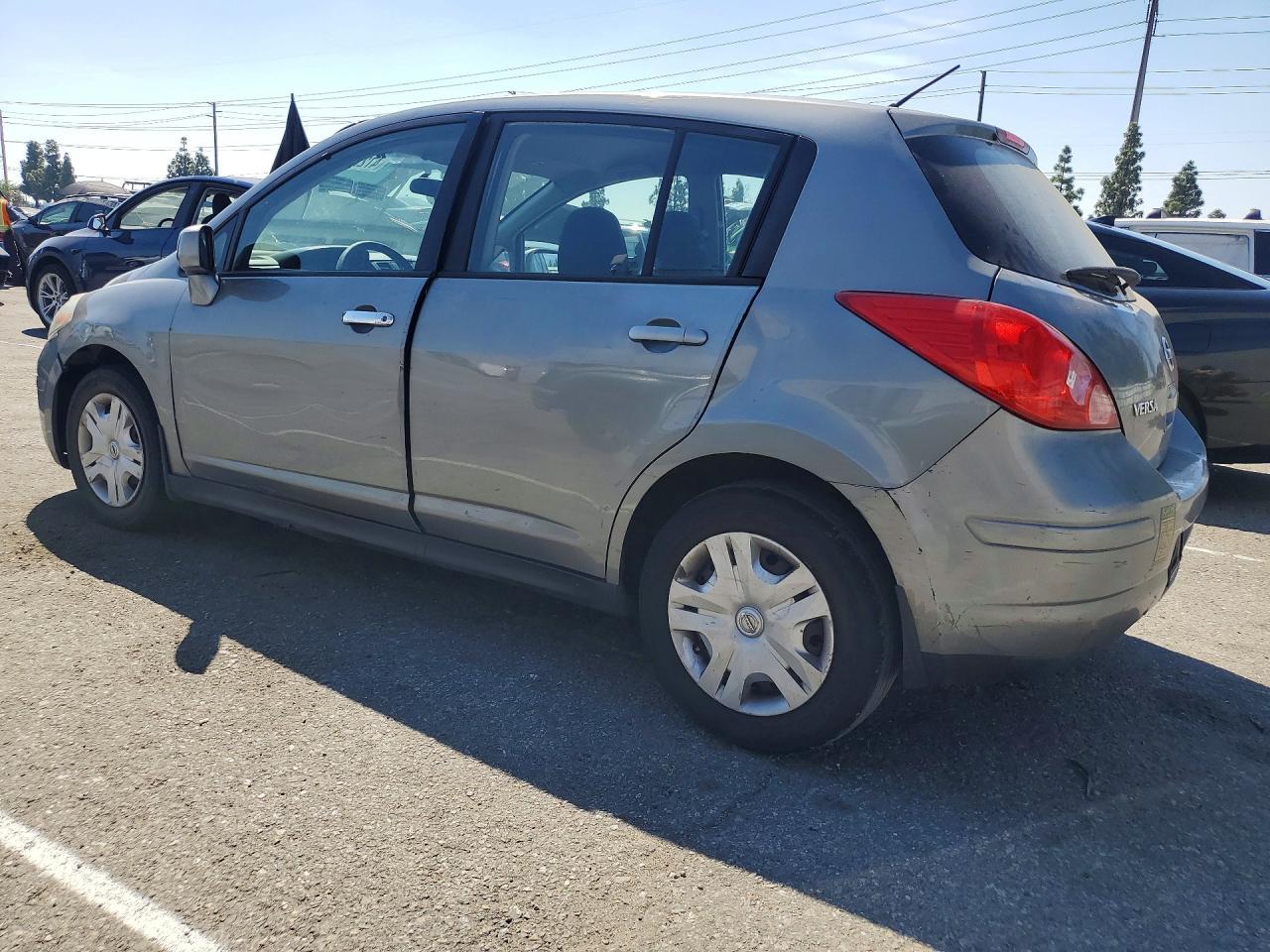 2012 NISSAN VERSA