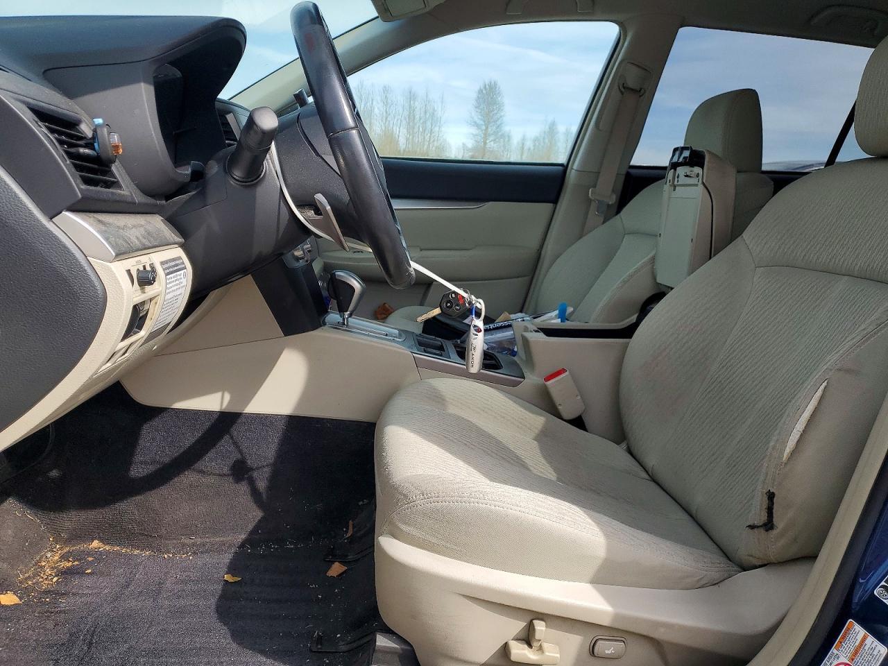 2010 SUBARU Outback