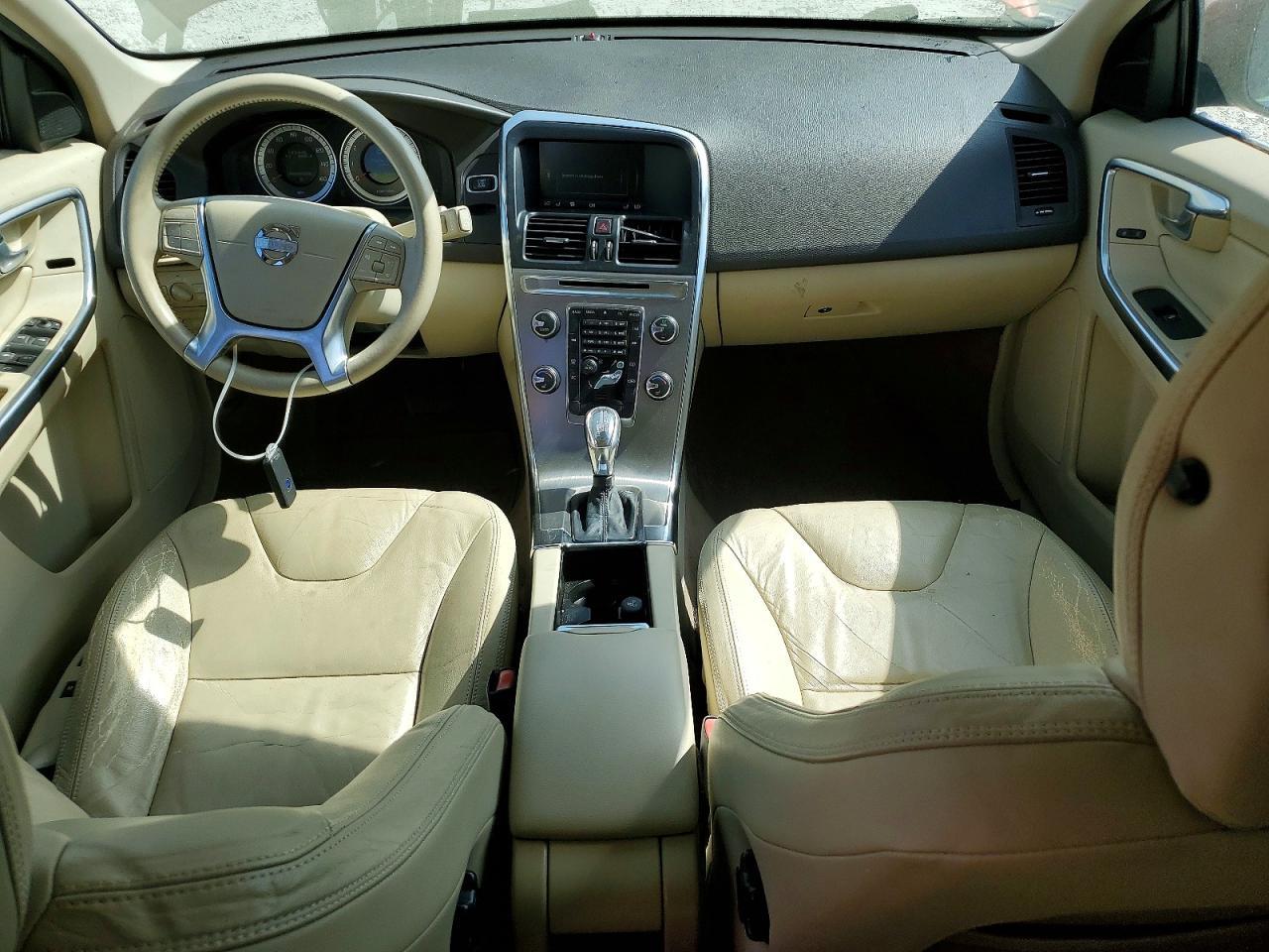 2013 VOLVO XC60