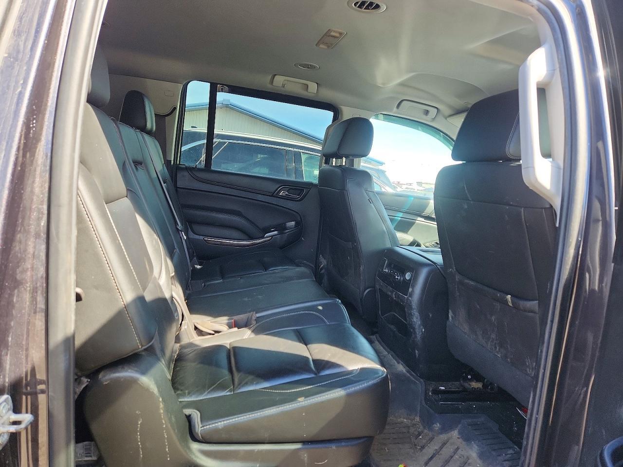 2017 CHEVROLET Suburban