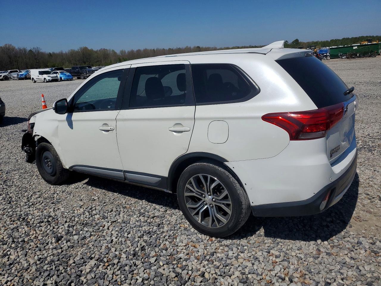 2018 MITSUBISHI outlander