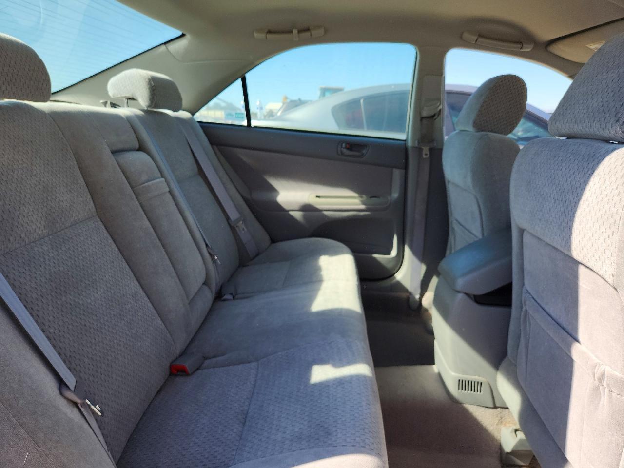 2004 TOYOTA CAMRY