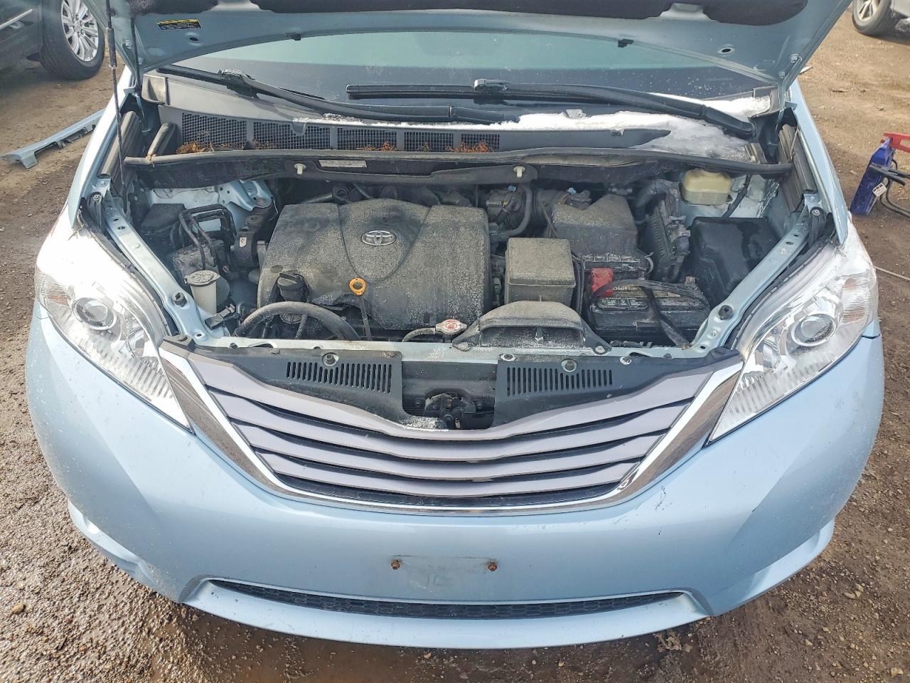 2017 TOYOTA SIENNA