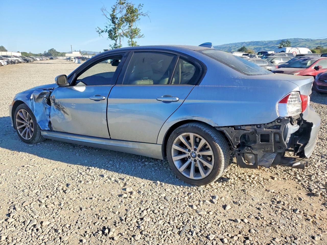 2011 BMW 3 SERIES