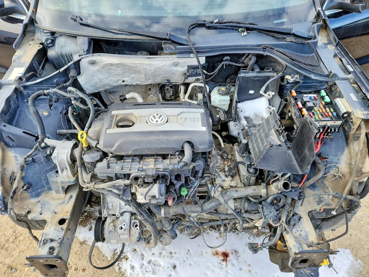 2014 VOLKSWAGEN TIGUAN