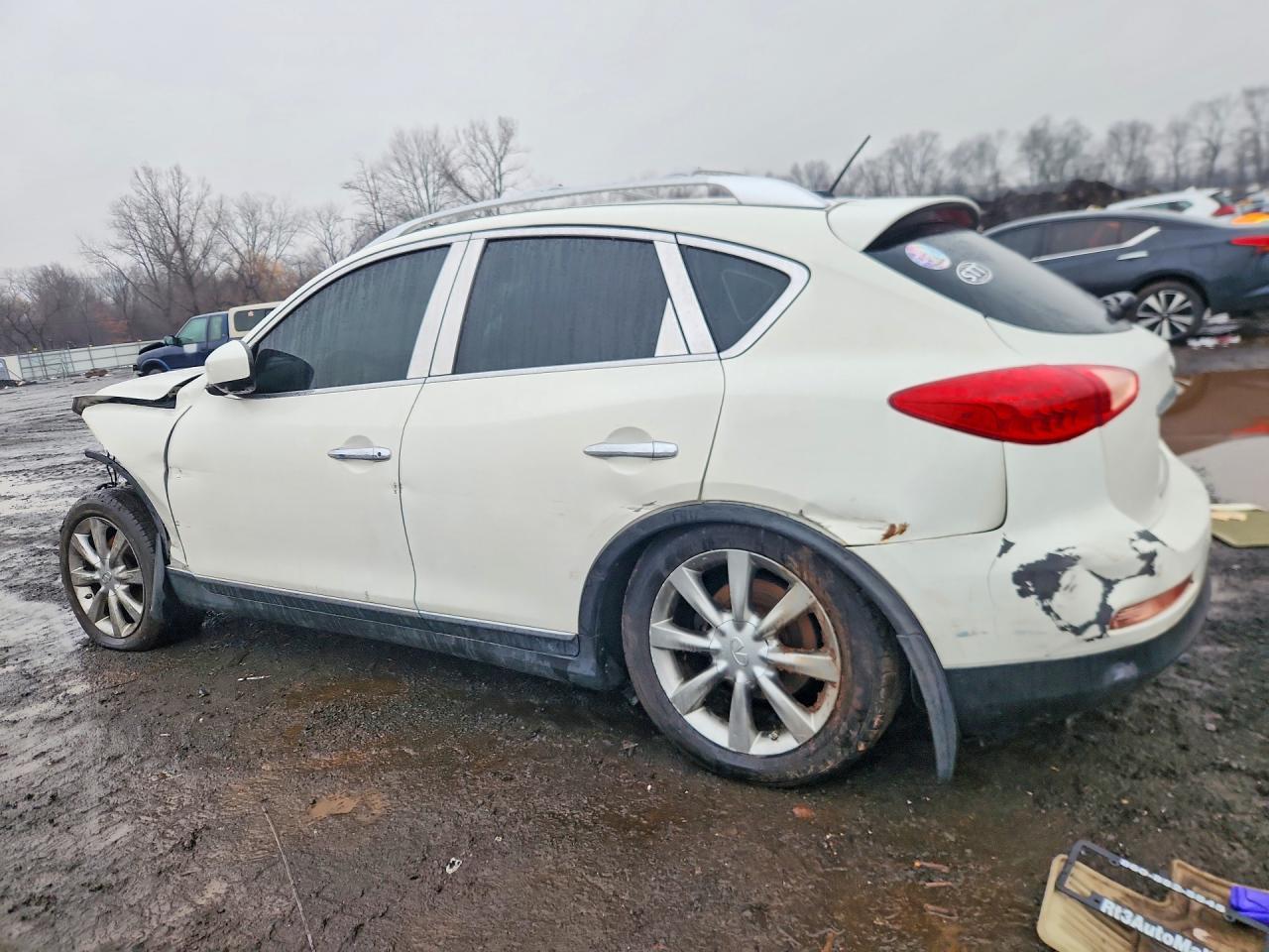 2011 INFINITI EX35