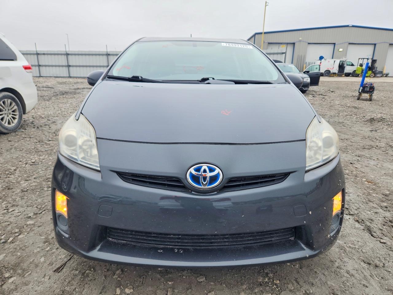 2011 TOYOTA PRIUS