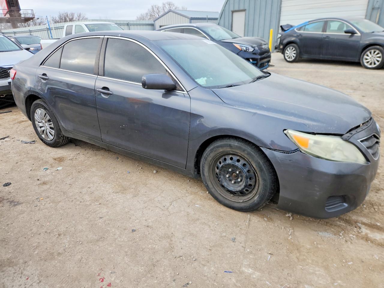 2011 TOYOTA CAMRY