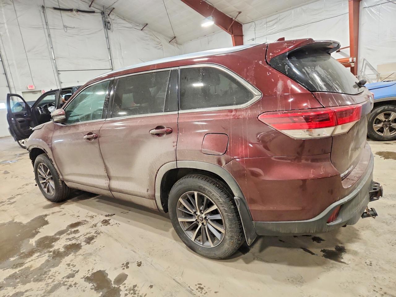 2018 TOYOTA HIGHLANDER