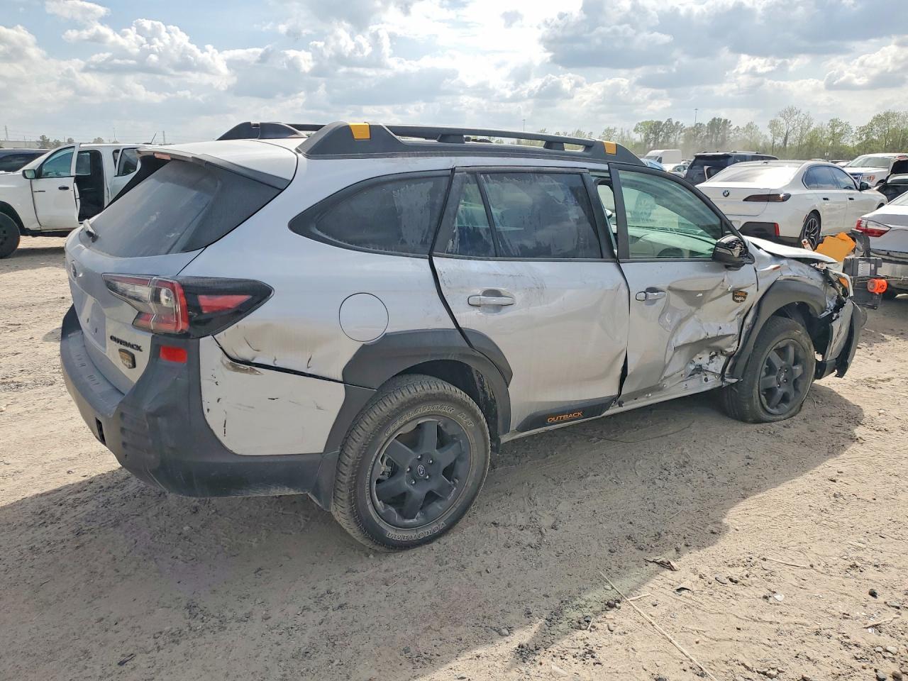 2025 SUBARU Outback