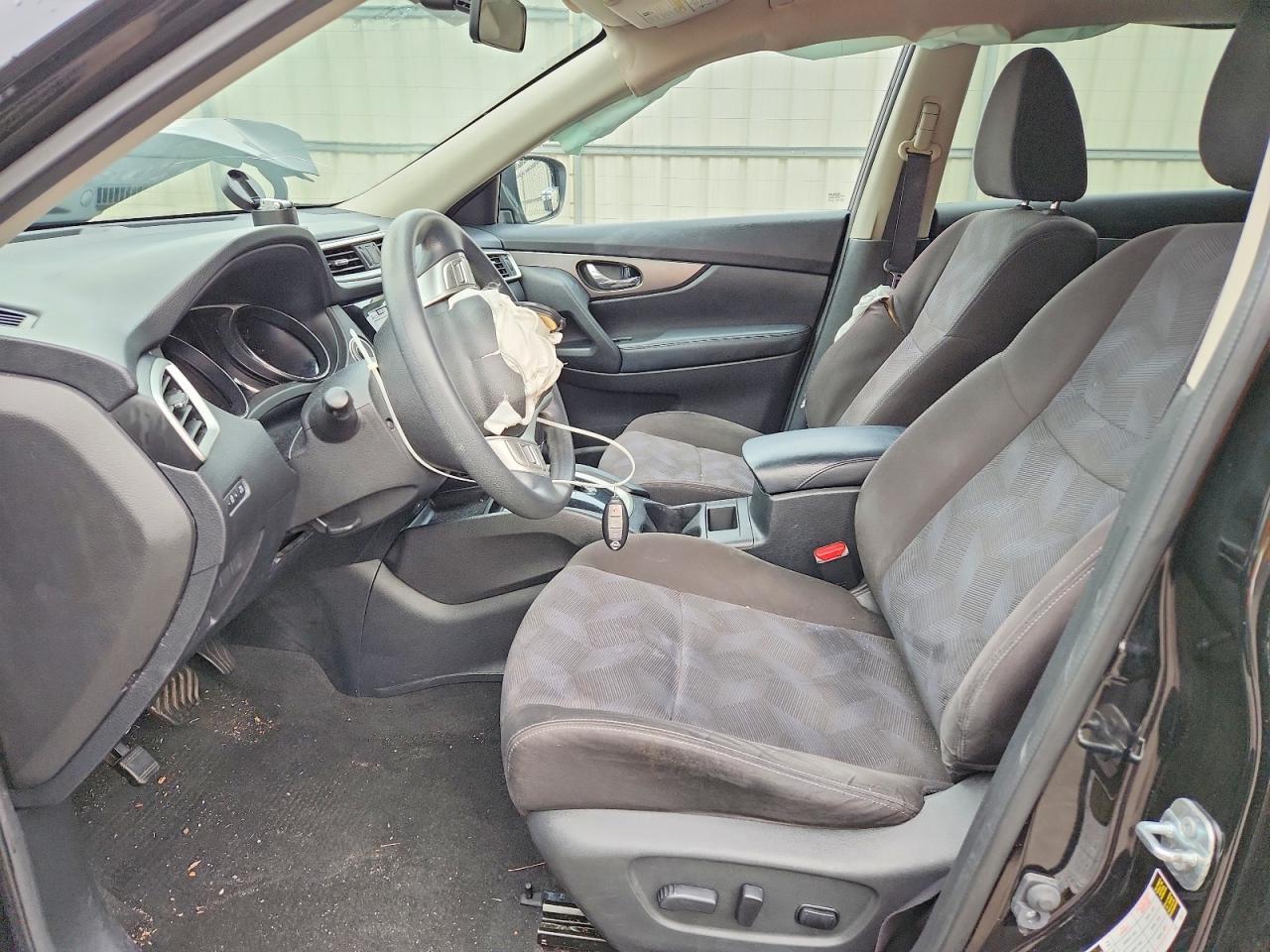 2015 NISSAN ROGUE