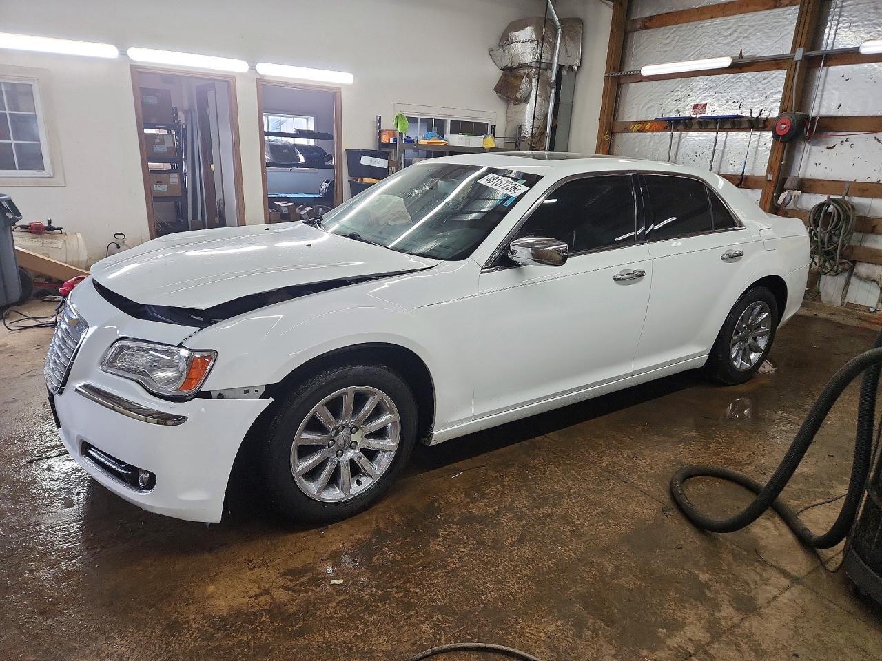2011 CHRYSLER 300