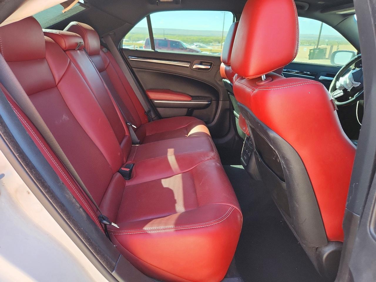 2021 CHRYSLER 300
