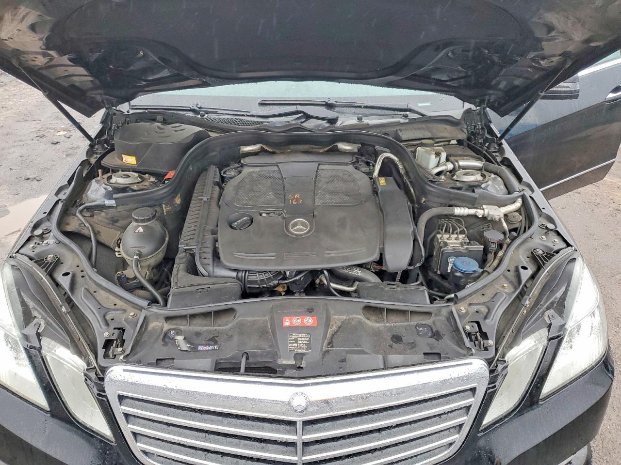 2013 MERCEDES-BENZ E-Class