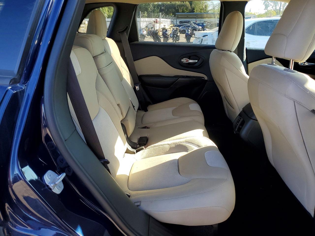 2015 JEEP CHEROKEE