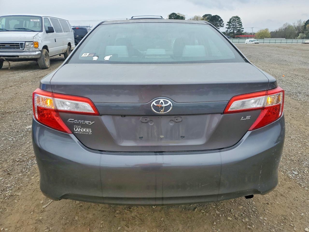 2014 TOYOTA CAMRY