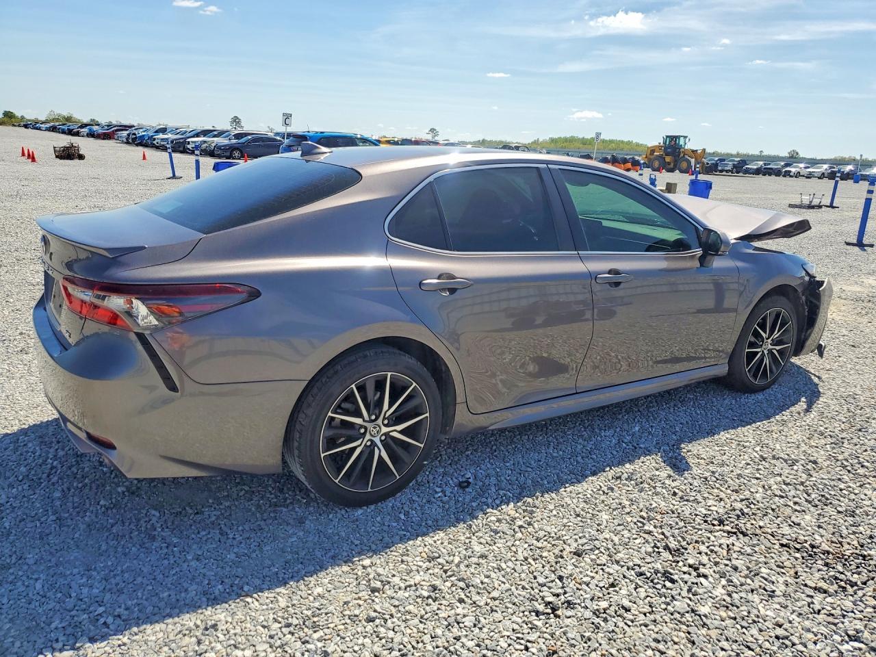 2022 TOYOTA CAMRY
