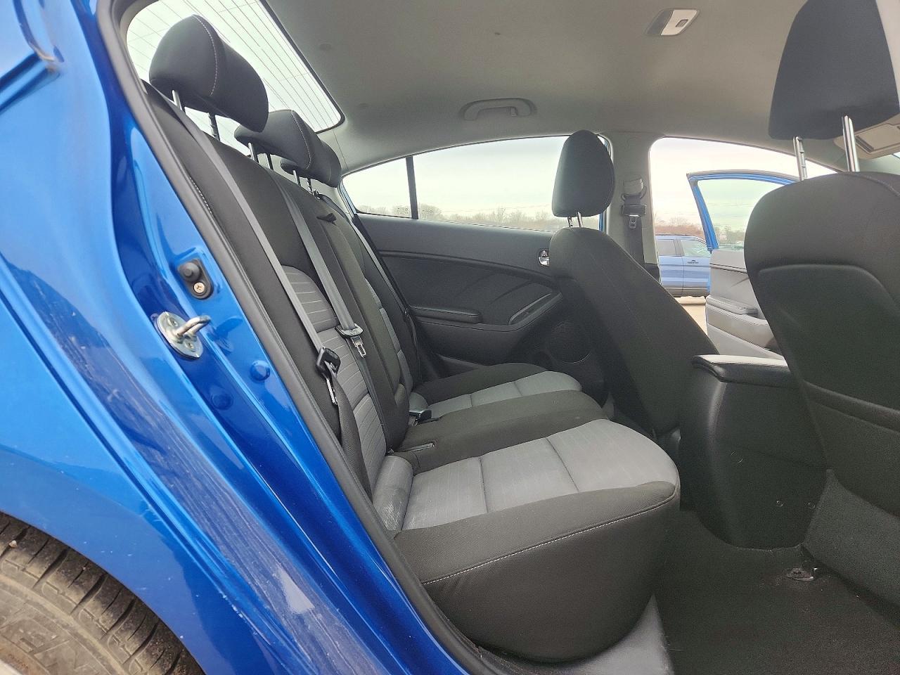 2015 KIA FORTE