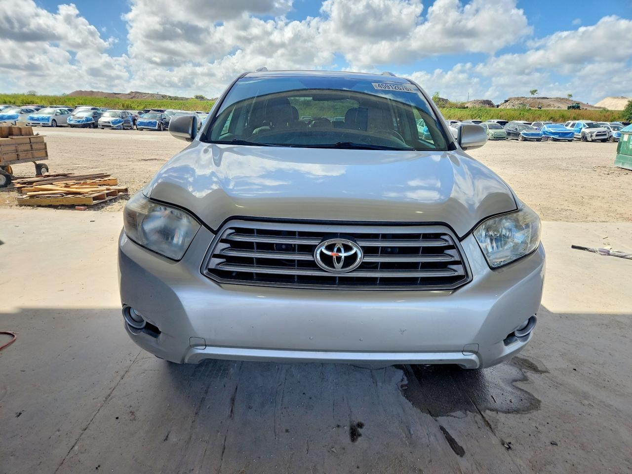 2010 TOYOTA HIGHLANDER