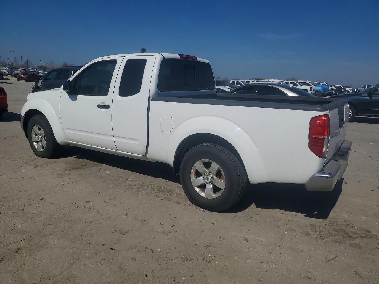 2011 NISSAN Frontier