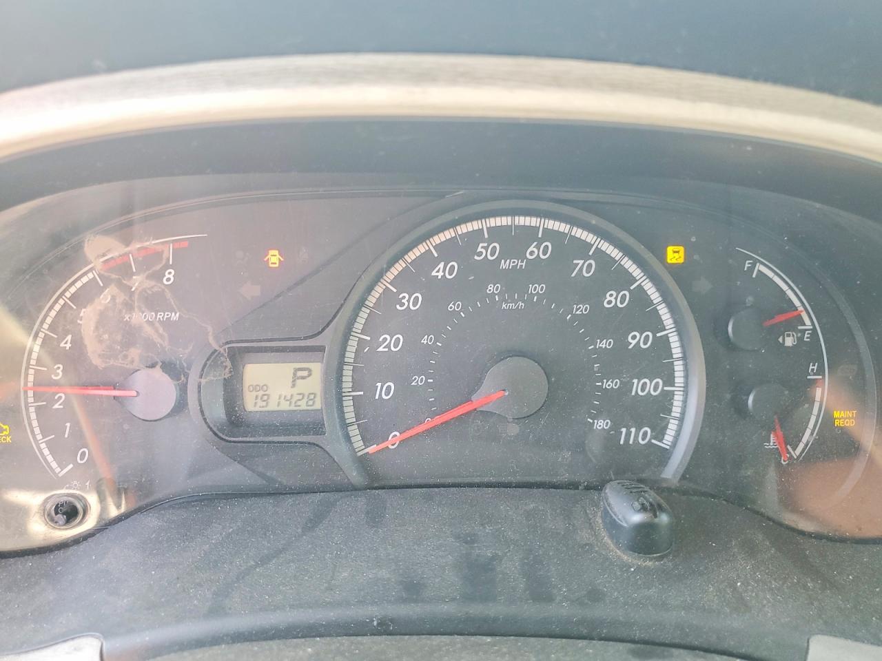 2011 TOYOTA SIENNA