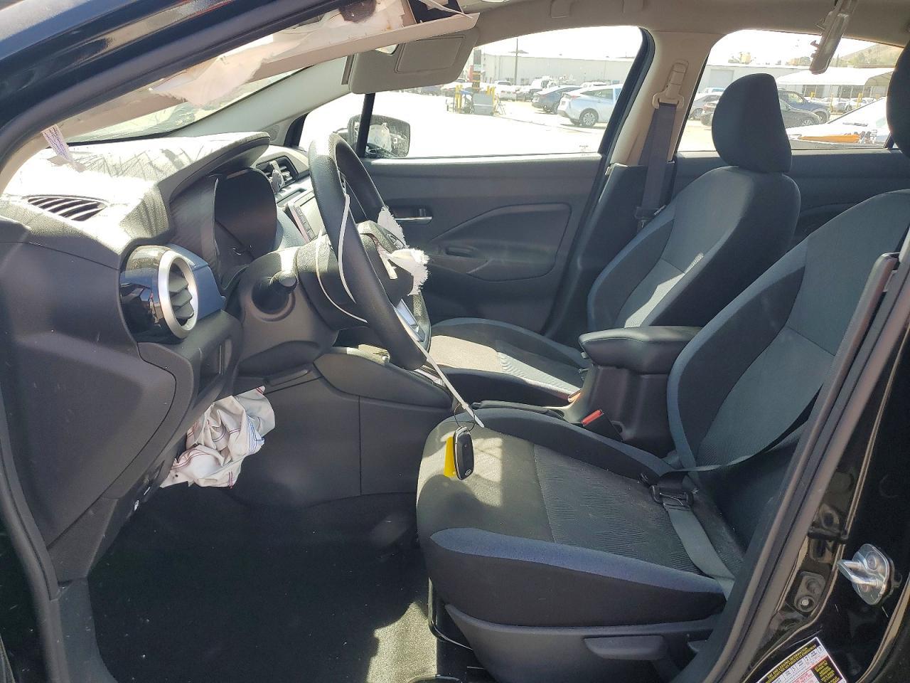 2025 NISSAN VERSA