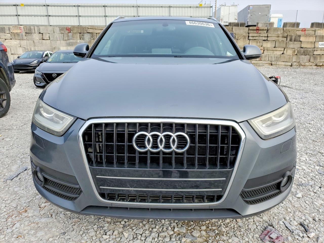 2015 AUDI Q3