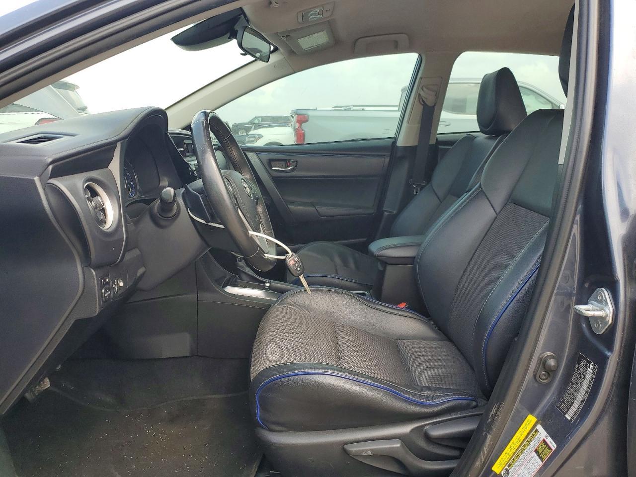 2017 TOYOTA COROLLA