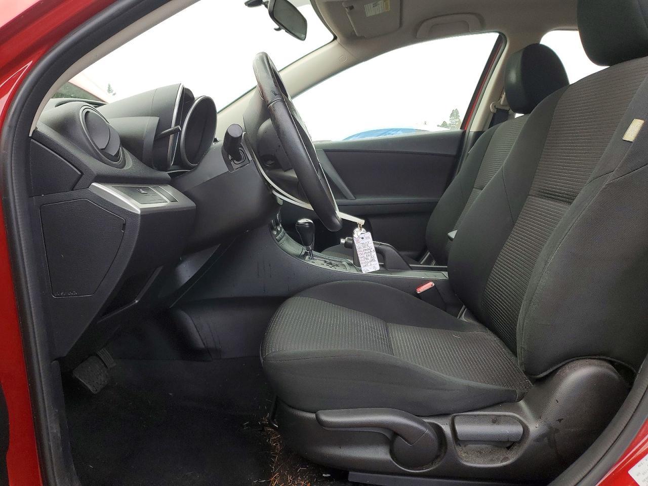 2013 MAZDA 3