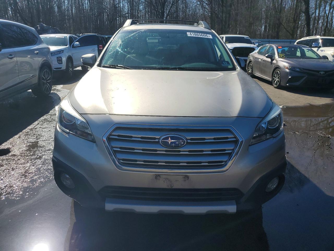 2015 SUBARU Outback