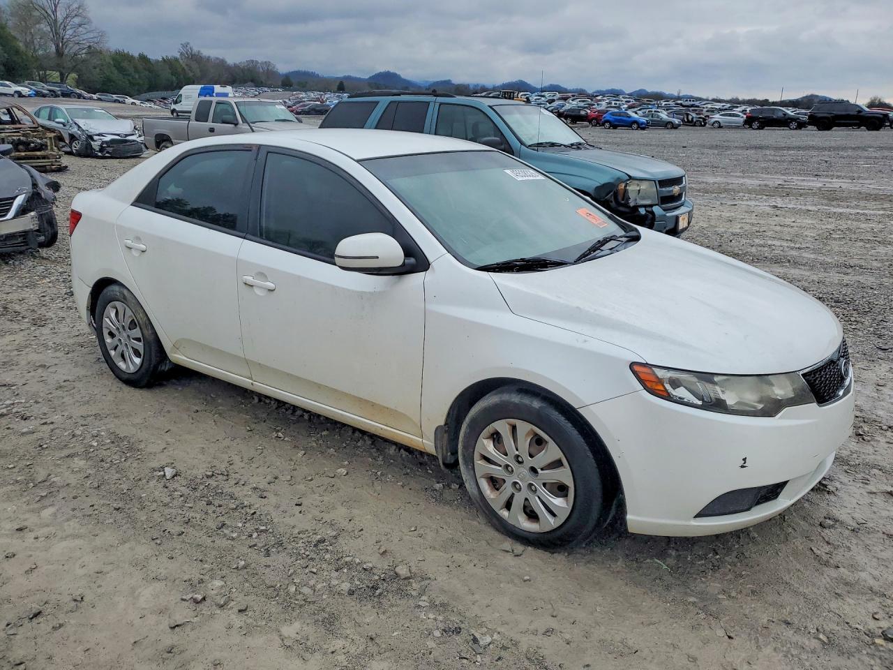 2013 KIA FORTE