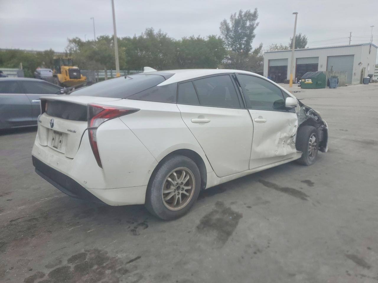 2018 TOYOTA PRIUS