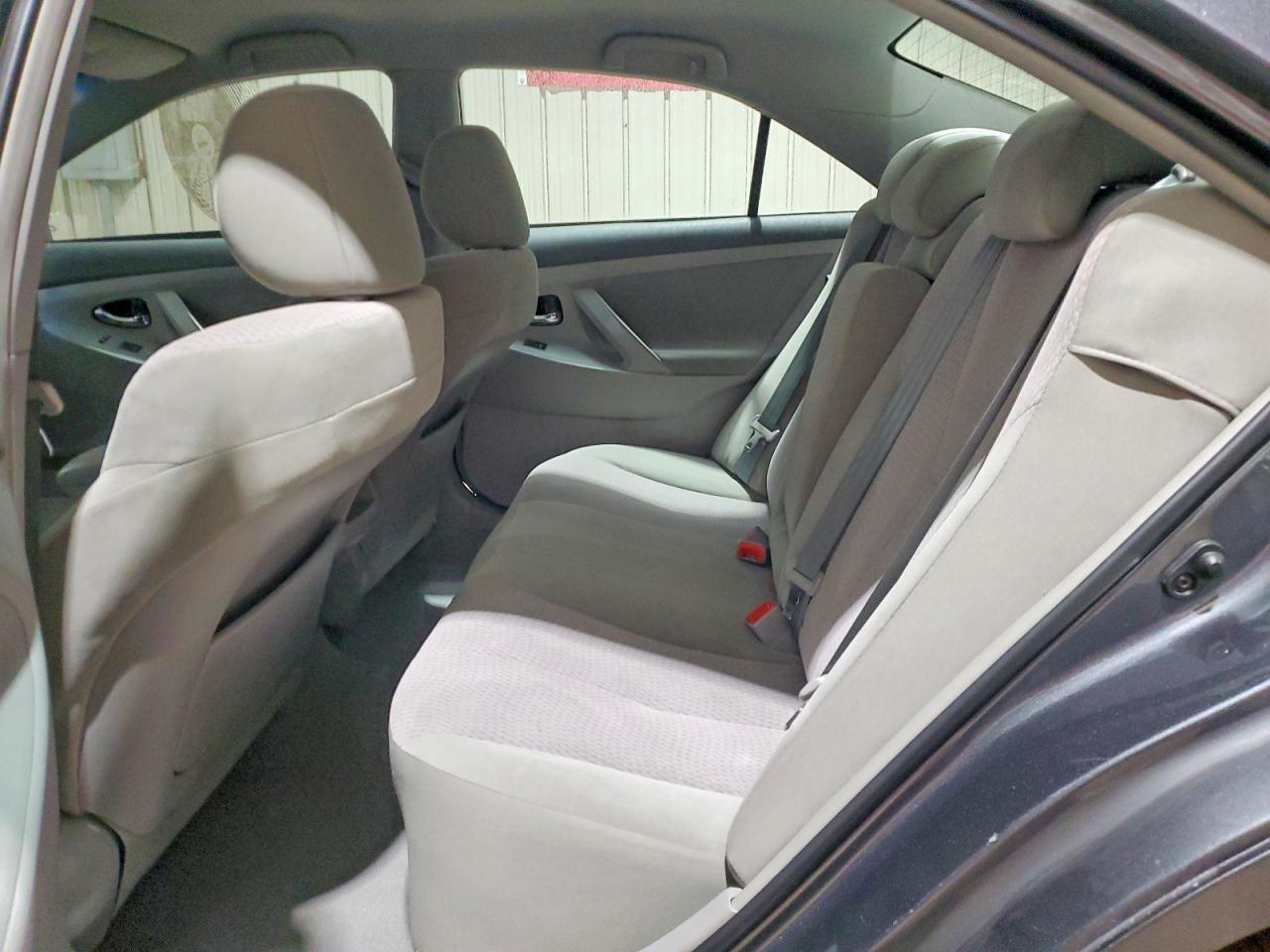 2011 TOYOTA CAMRY