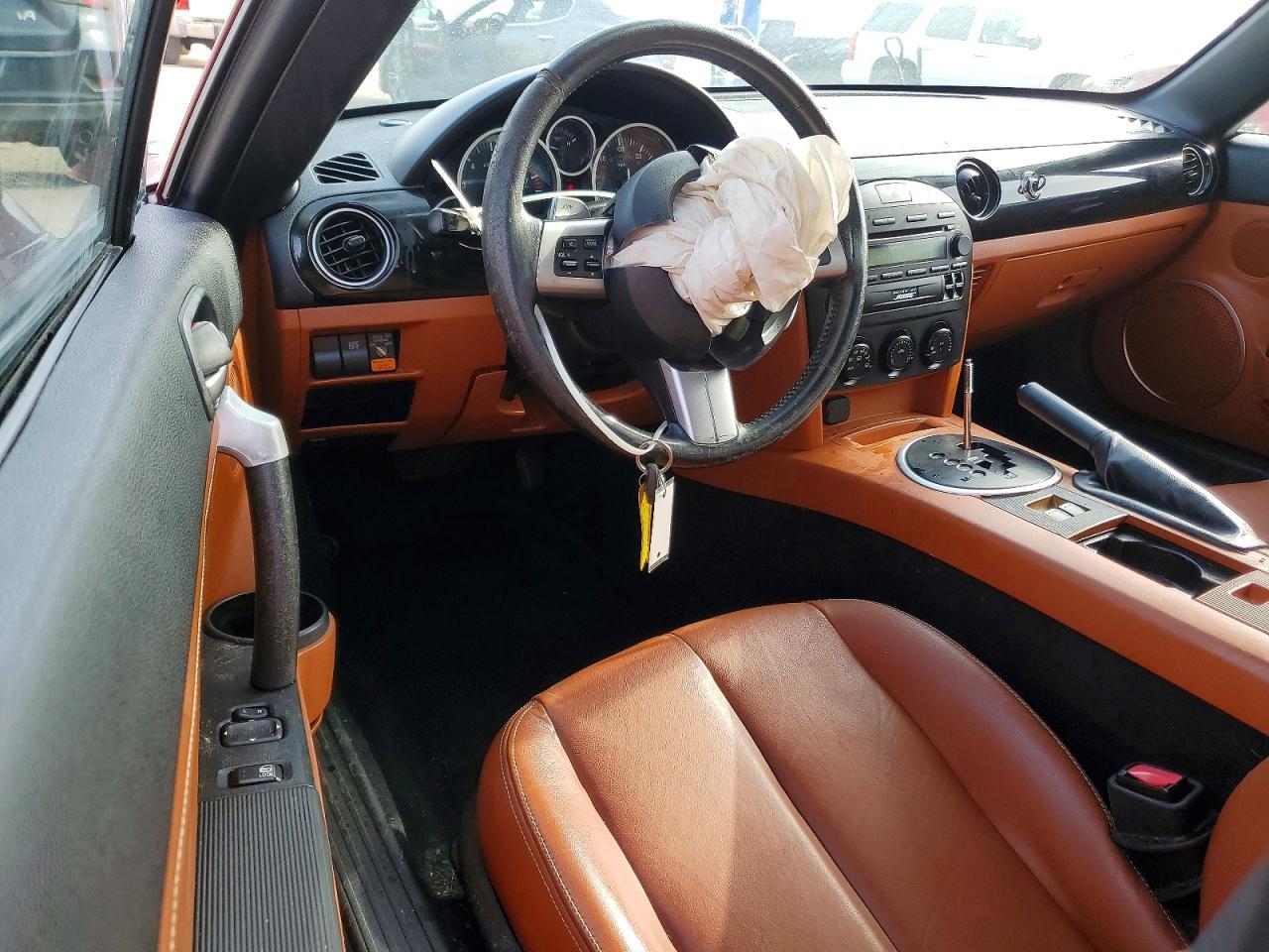 2006 MAZDA MX-5 Miata